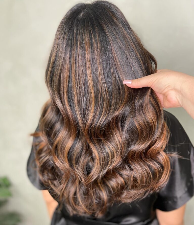 Morena iluminada no Jardim Vergueiro | Studio A Salão de Beleza